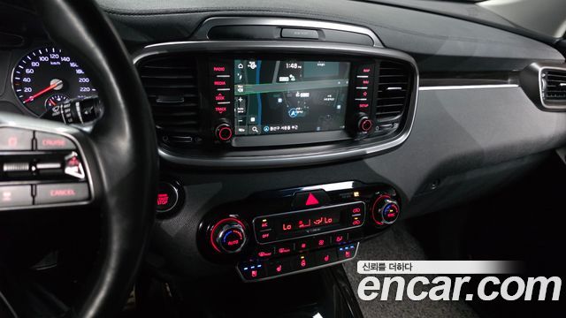 Kia Sorento 2019 — photo 20