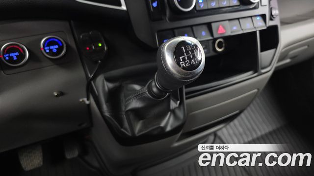 Hyundai Solati 2016 — photo 12