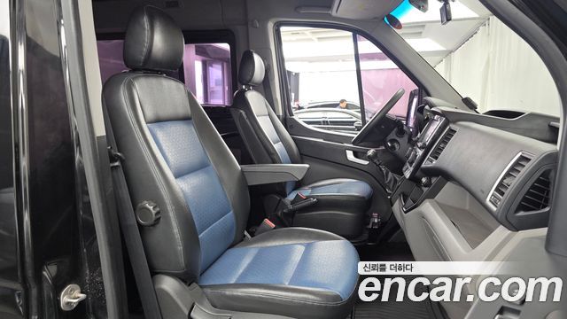 Hyundai Solati 2016 — photo 17