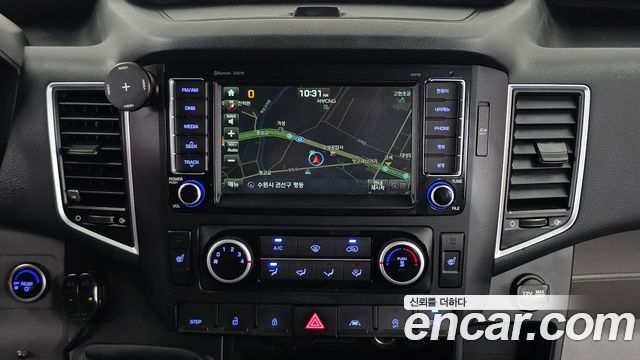 Hyundai Solati 2016 — photo 20
