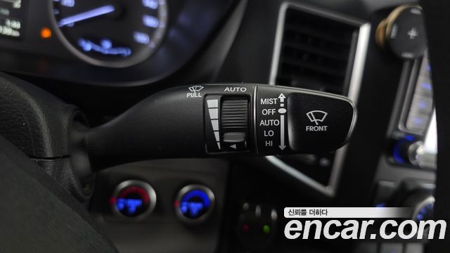 Hyundai Solati 2016 — photo 23