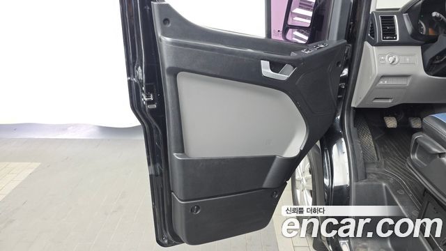 Hyundai Solati 2016 — photo 14