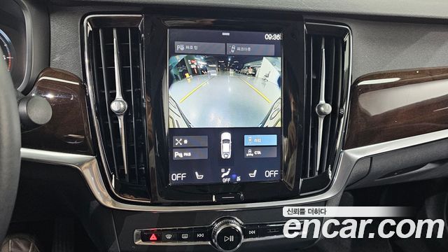Volvo S90 2017 — photo 15
