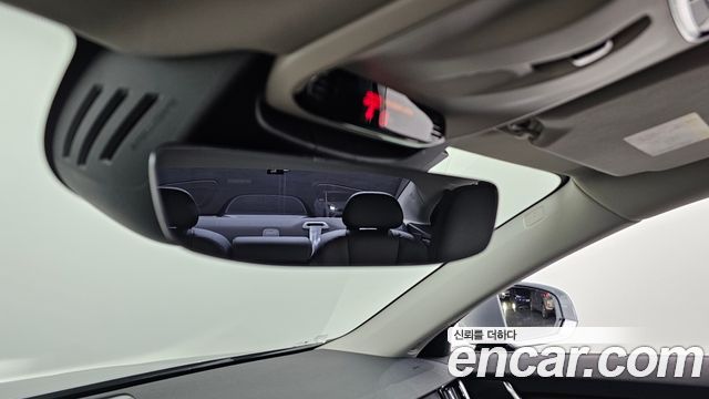 Volvo S90 2017 — photo 20