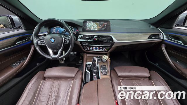 BMW 5-Series 2018 — photo 7
