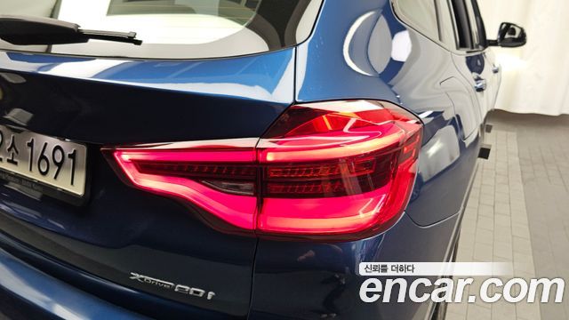 BMW X3 2021 — photo 9