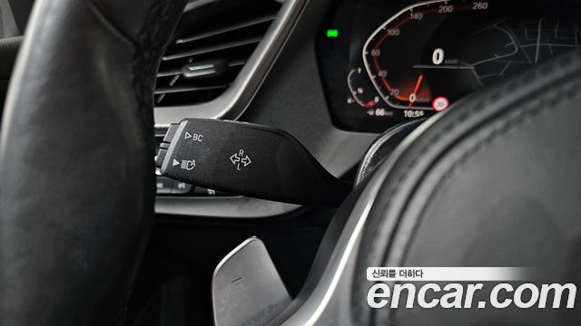 BMW 1-Series 2023 — photo 30