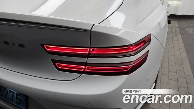 Genesis G80 2022 — photo 9