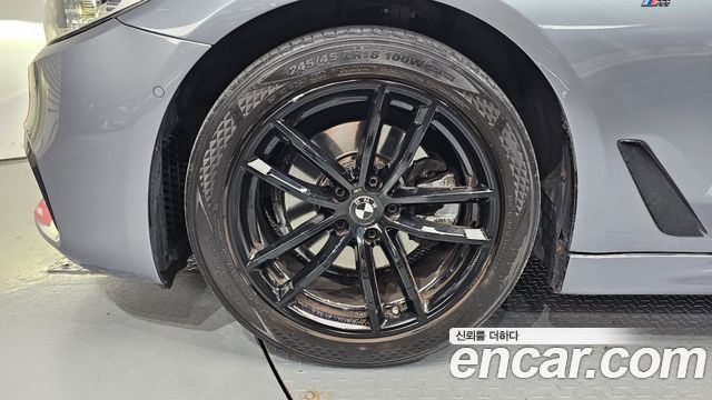 BMW 5-Series 2017 — photo 5