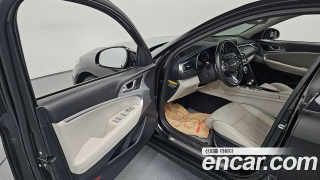Genesis G70 2019 — photo 10