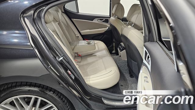 Genesis G70 2019 — photo 12