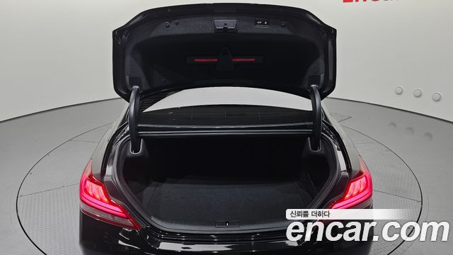 Genesis G70 2019 — photo 17