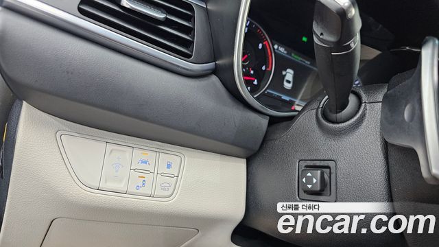 Genesis G70 2019 — photo 19