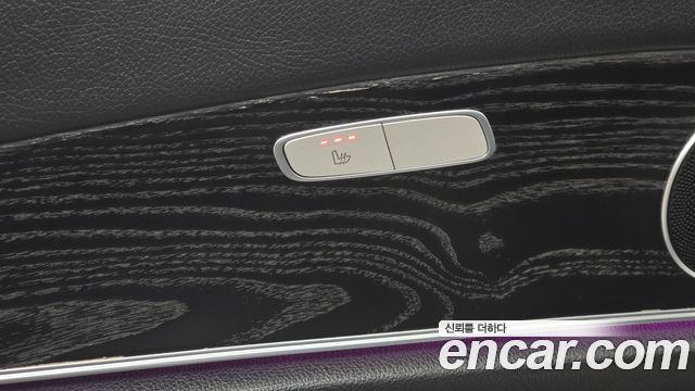 Mercedes-Benz E-Class 2019 — photo 26