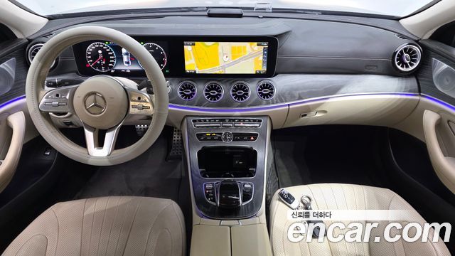 Mercedes-Benz CLS-Class 2020 — photo 10