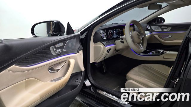 Mercedes-Benz CLS-Class 2020 — photo 13