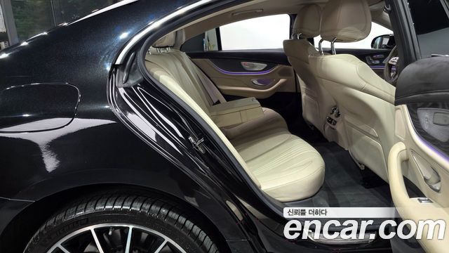 Mercedes-Benz CLS-Class 2020 — photo 17