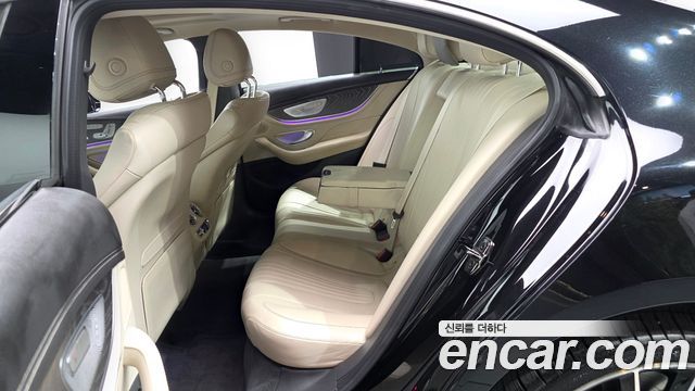 Mercedes-Benz CLS-Class 2020 — photo 18