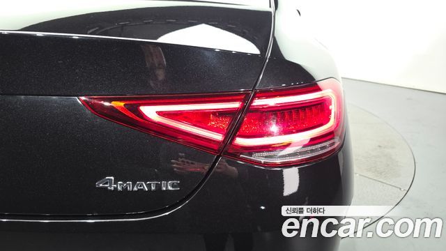 Mercedes-Benz CLS-Class 2020 — photo 9