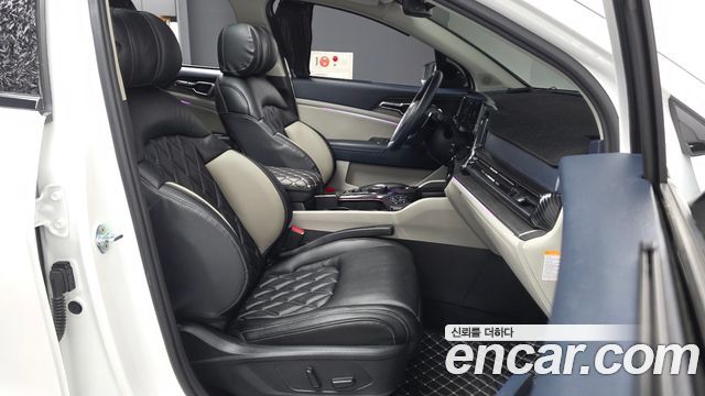 Kia Sportage 2022 — photo 11