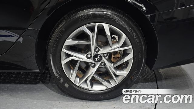 Hyundai Sonata 2022 — photo 7