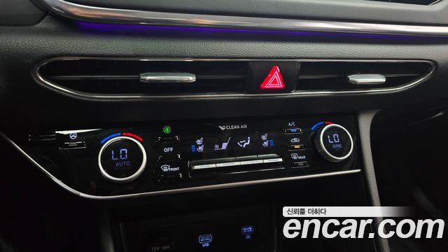 Hyundai Sonata 2022 — photo 30