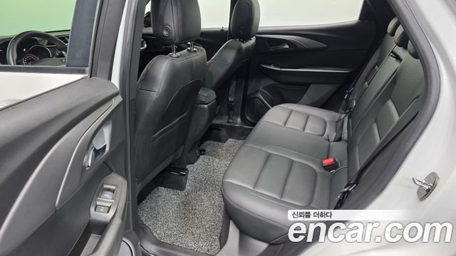 Chevrolet Korea Trailblazer 2022 — photo 18