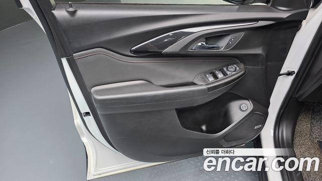 Chevrolet Korea Trailblazer 2022 — photo 14
