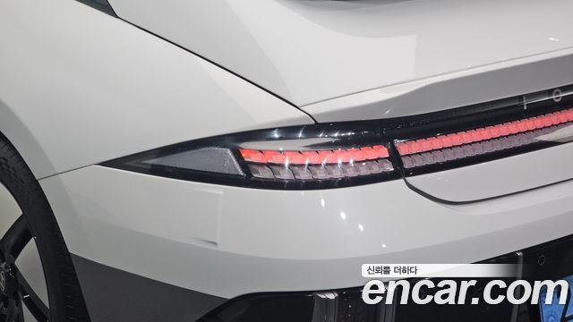 Hyundai Ioniq6 2023 — photo 9