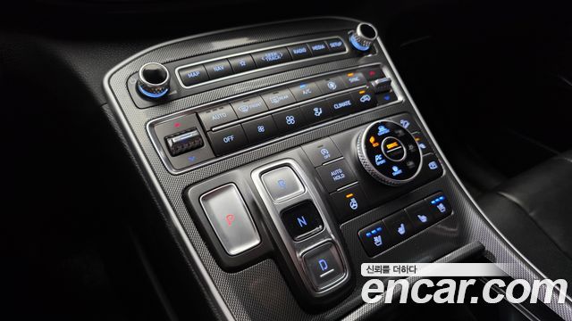 Hyundai Santafe 2021 — photo 9