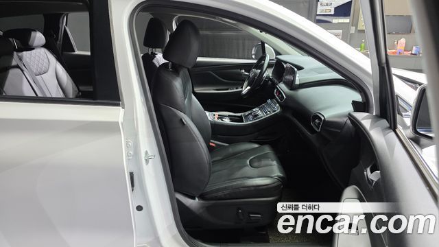Hyundai Santafe 2021 — photo 12