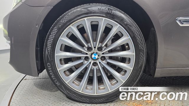 BMW 7-Series 2015 — photo 5