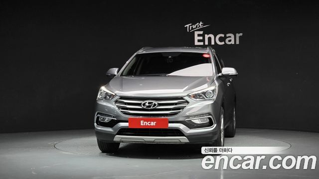 Hyundai Santafe 2016 — photo 3