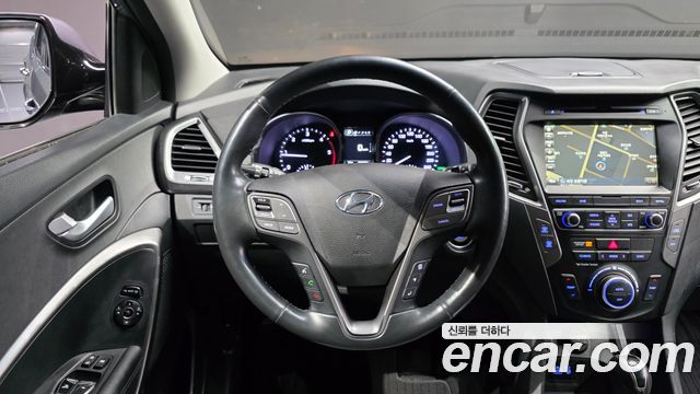 Hyundai Santafe 2016 — photo 13