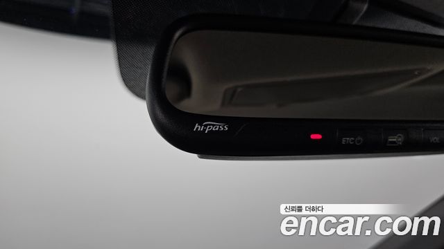 Hyundai AVANTE 2018 — photo 24