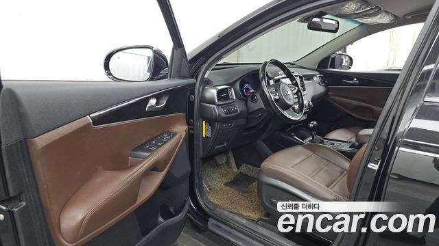 Kia Sorento 2016 — photo 13