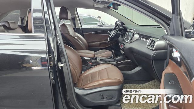 Kia Sorento 2016 — photo 16