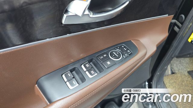 Kia Sorento 2016 — photo 29