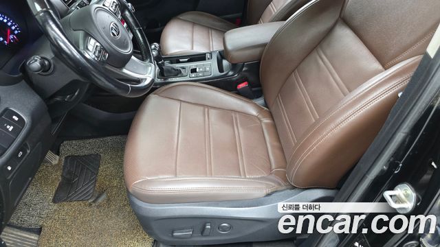 Kia Sorento 2016 — photo 31