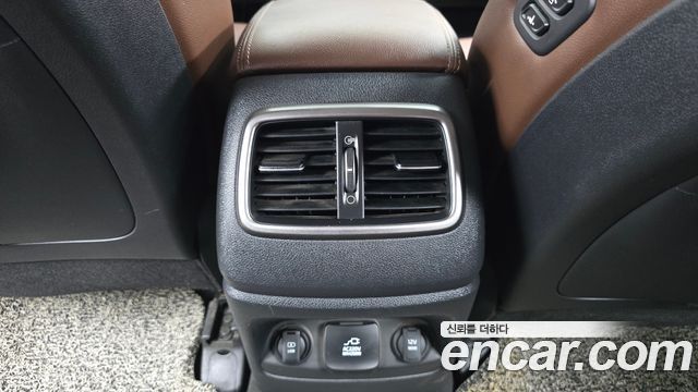 Kia Sorento 2016 — photo 32
