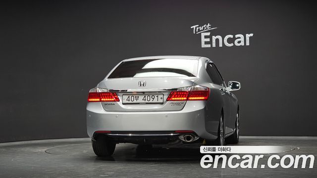 Honda Accord 2014 — photo 4