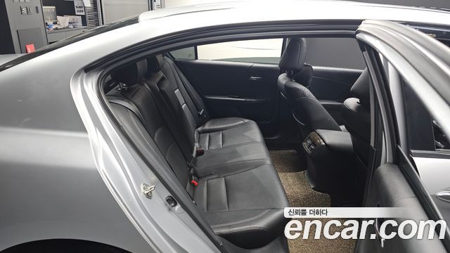 Honda Accord 2014 — photo 11