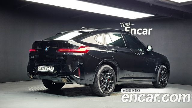 BMW X4 2022 — photo 2