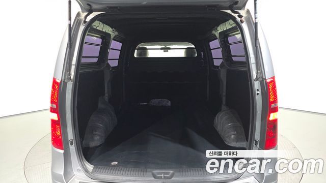 Hyundai Starex 2015 — photo 25