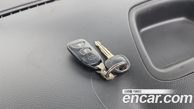 Hyundai Starex 2015 — photo 34