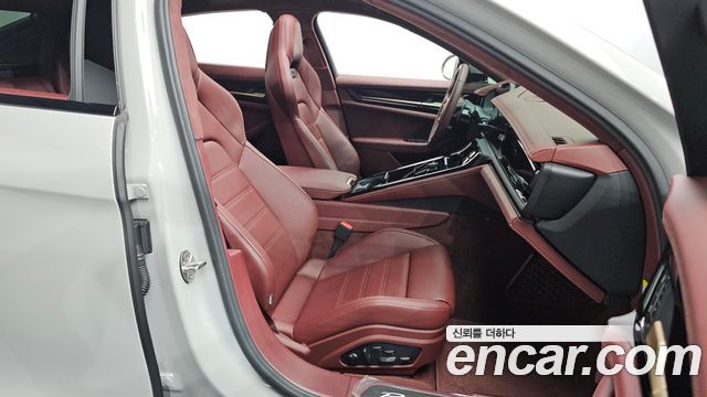 Porsche Panamera 2025 — photo 18