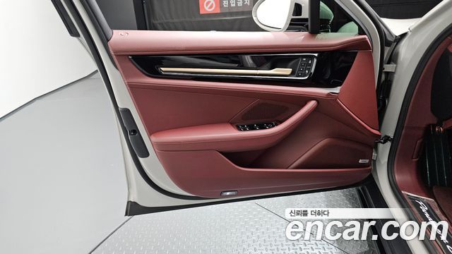 Porsche Panamera 2025 — photo 14