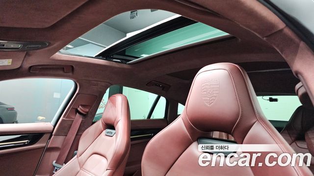 Porsche Panamera 2025 — photo 37