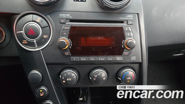 KG Mobility Actyon 2011 — photo 14