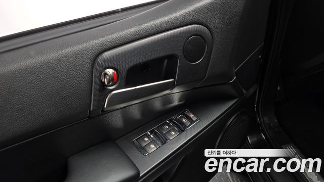 KG Mobility Actyon 2011 — photo 16